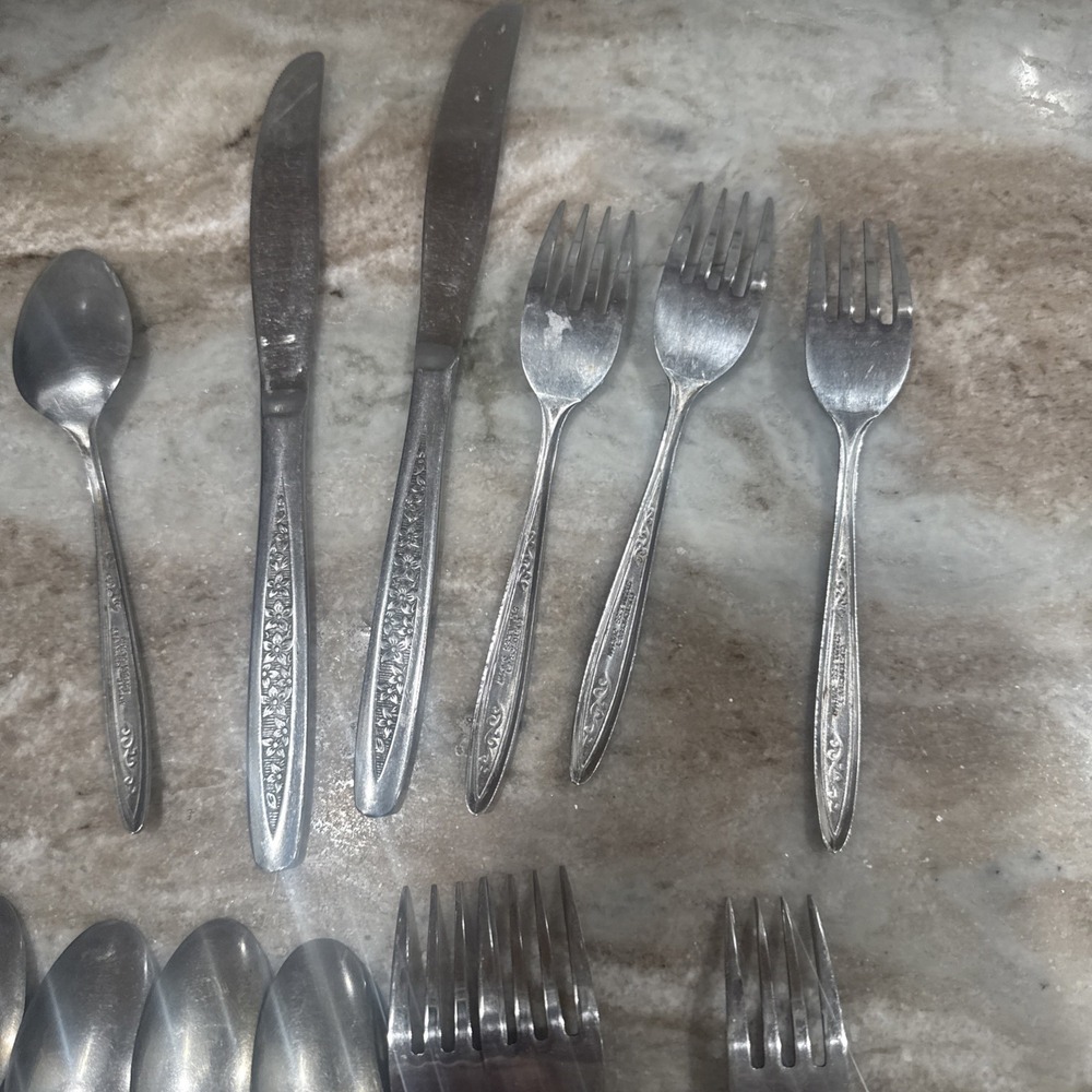 Vintage Customcraft CUS5 Japan Stainless Steel Flatware 20 Pc Fork Spoon Knife - Picture 12 of 13